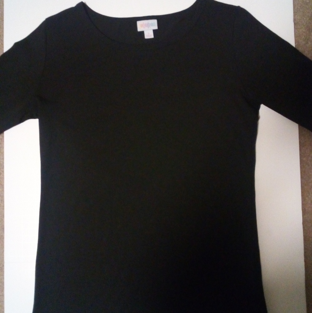 LuLaRoe Gigi fitted top